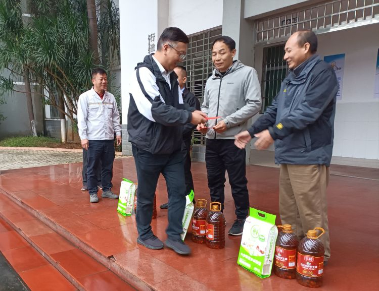 1706517540545053268.jpg 1706517540545053268.jpg